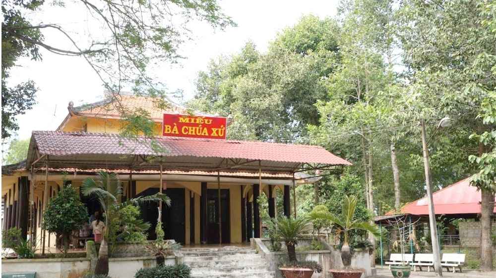 Đền Bà Chúa Xứ Gò Tháp