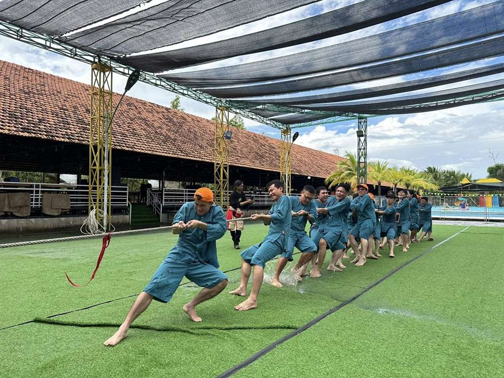 Tham gia các hoạt động trò chơi dân gian