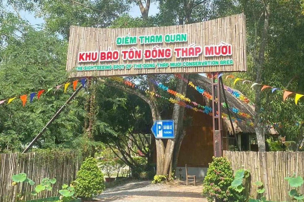 Khu bảo tồn sinh thái Đồng Tháp Mười