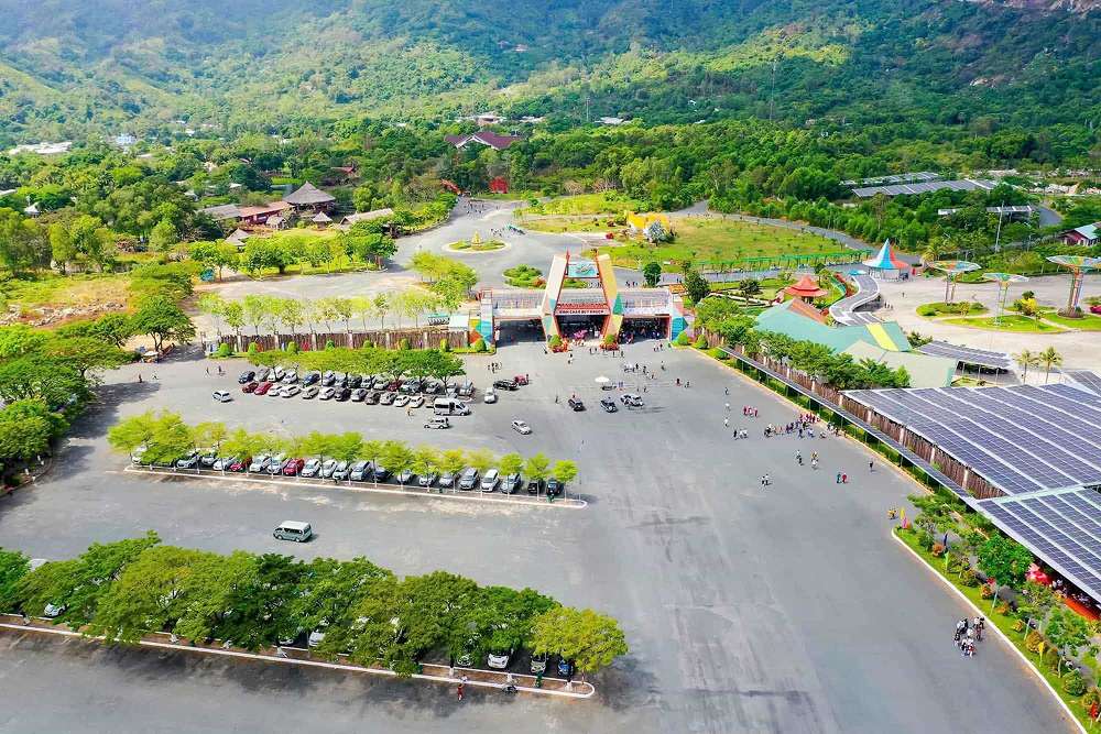 Khu du lịch Lâm Viên núi Cấm  