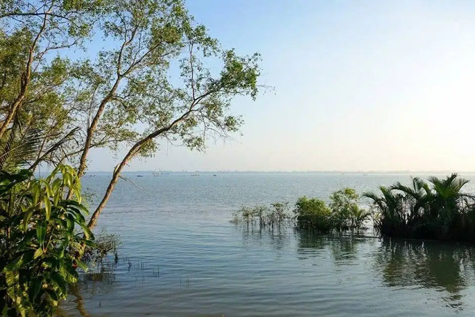 Khu Du Lịch Hồ Bể