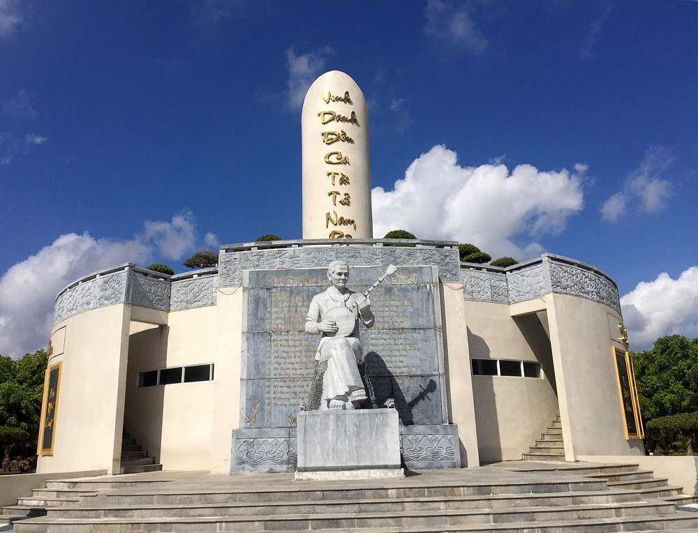 Khu tưởng niệm nhạc sĩ Cao Văn Lầu