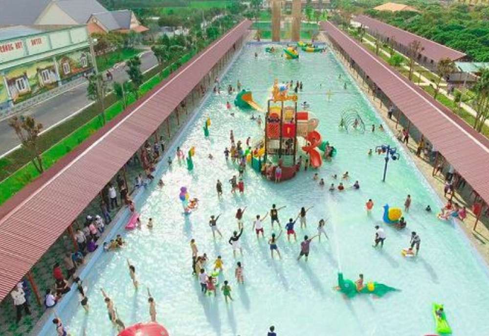 Khu vực vui chơi tại khu du lịch Trường An