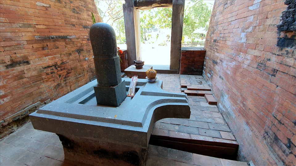 Kinh Nghiệm Tham Quan Tháp Vĩnh Hưng