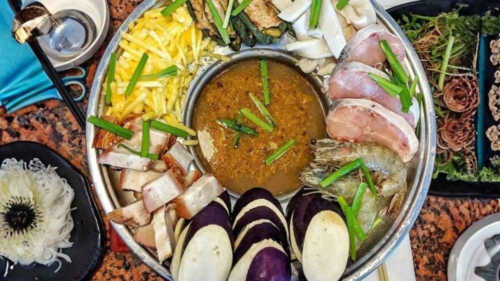 Lẩu mắm Bạc Liêu