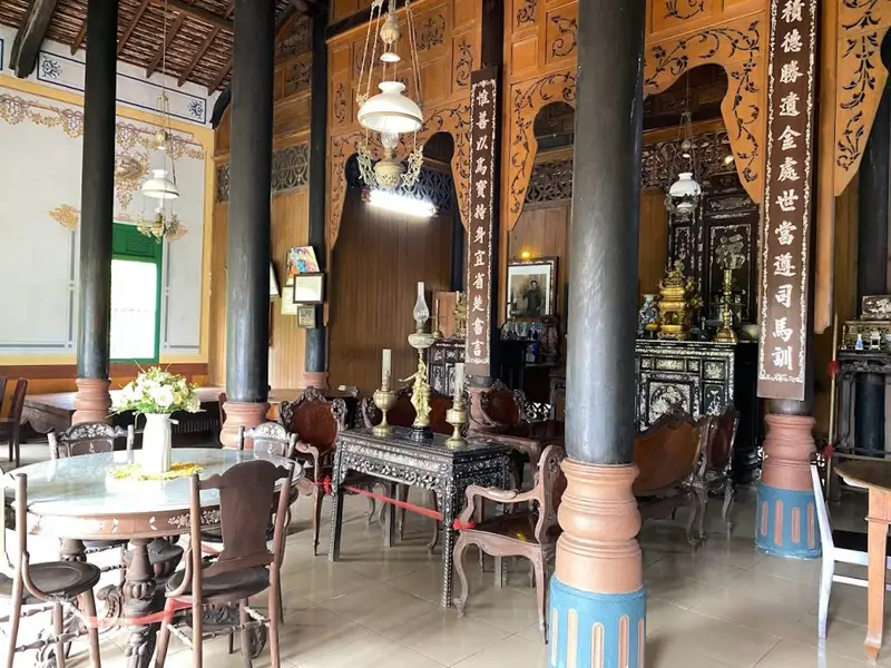 Trải Nghiệm Tại Nhà Cổ