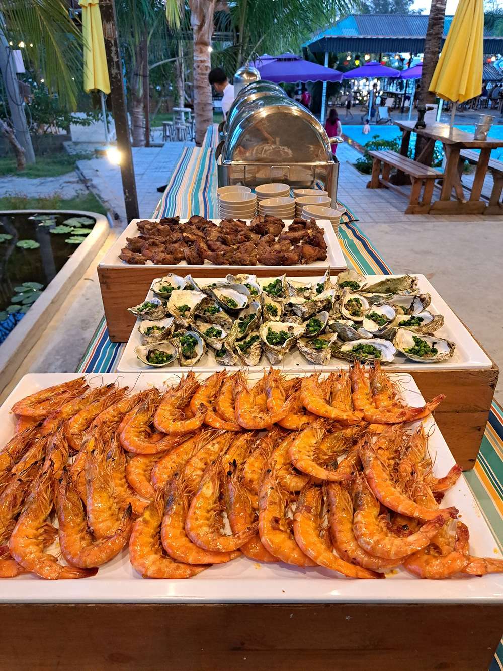 Thưởng thức bữa tiệc BBQ