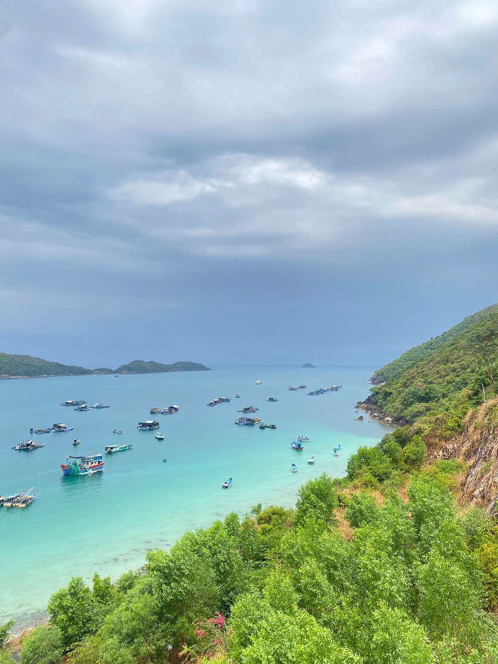 Vẻ đẹp đảo Nam Du