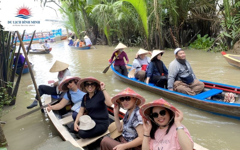 du lịch miền tây đi tour