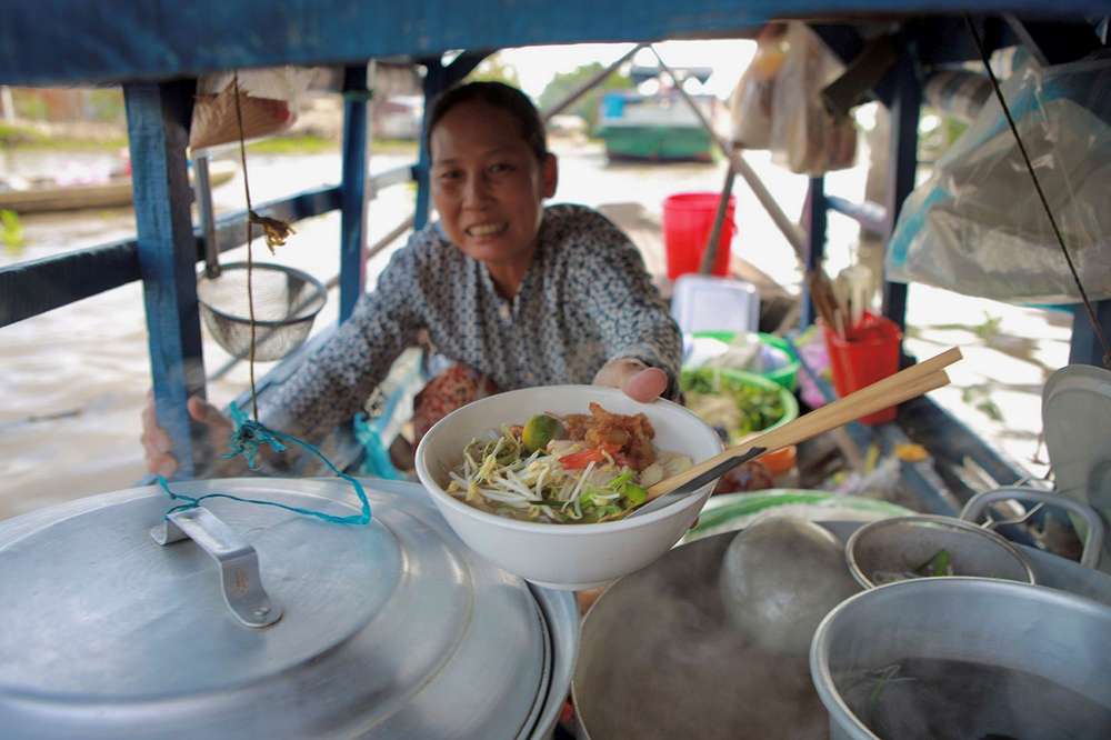 Trải nghiệm ẩm thực bún nước lèo Sóc Trăng