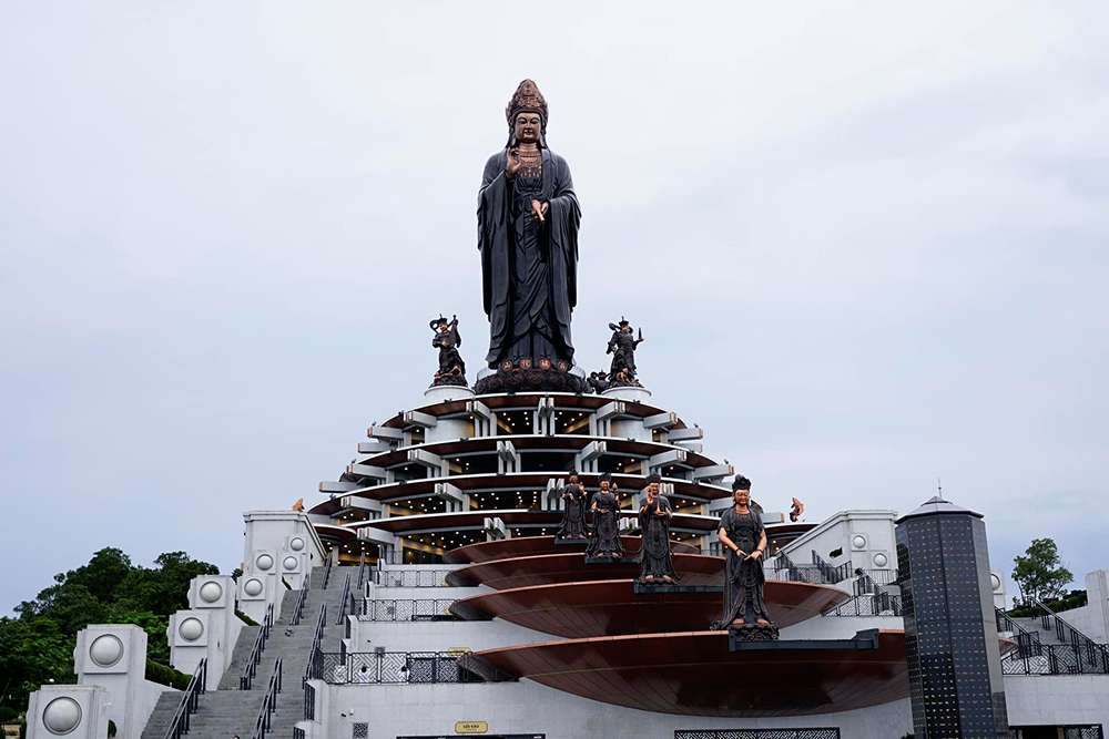 Tượng Phật Bà Quan Âm