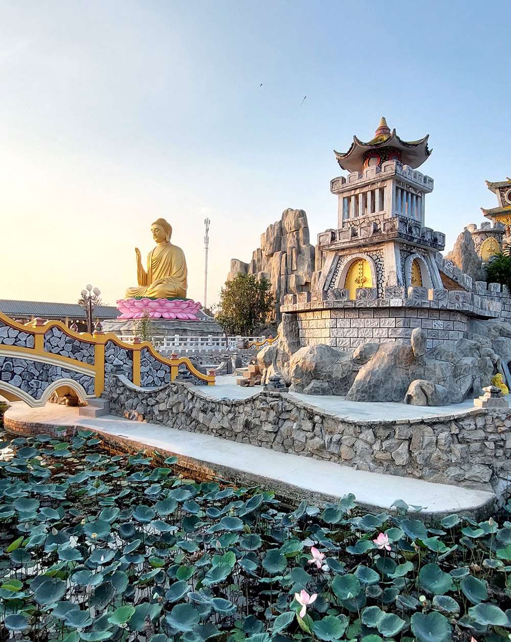 Tượng Phật Thích Ca