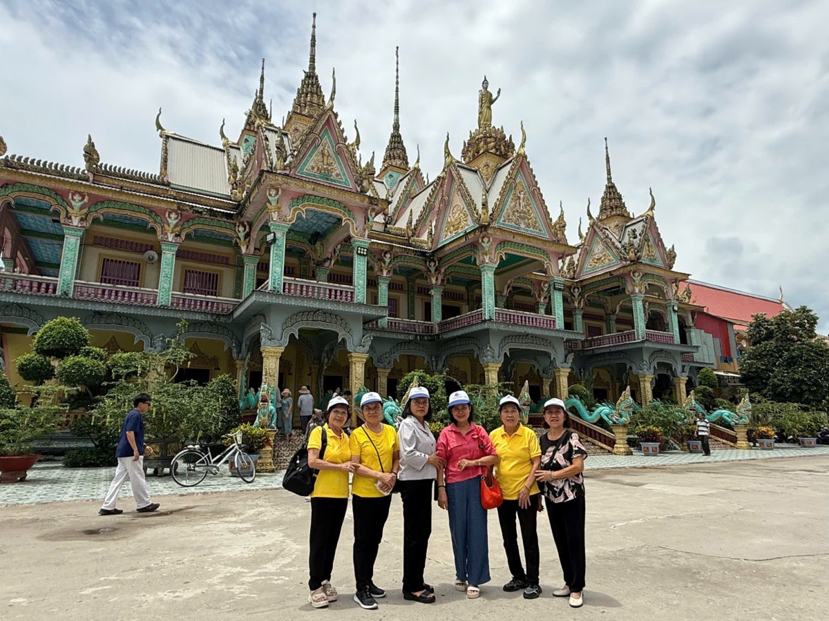 Ảnh thực tế khách du lịch chùa Som Rong cùng Du Lịch Bình Minh — 4