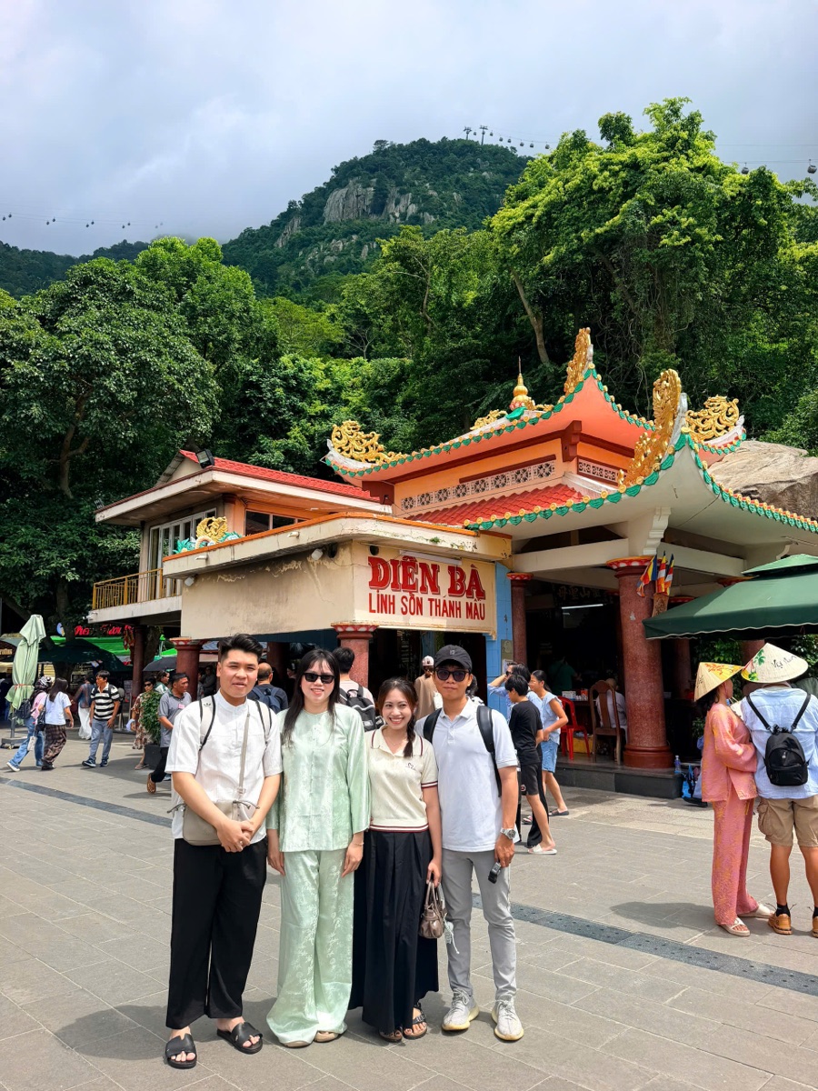 Ảnh thực tế khách check-in tại Điện Bà núi Bà Đen — 1