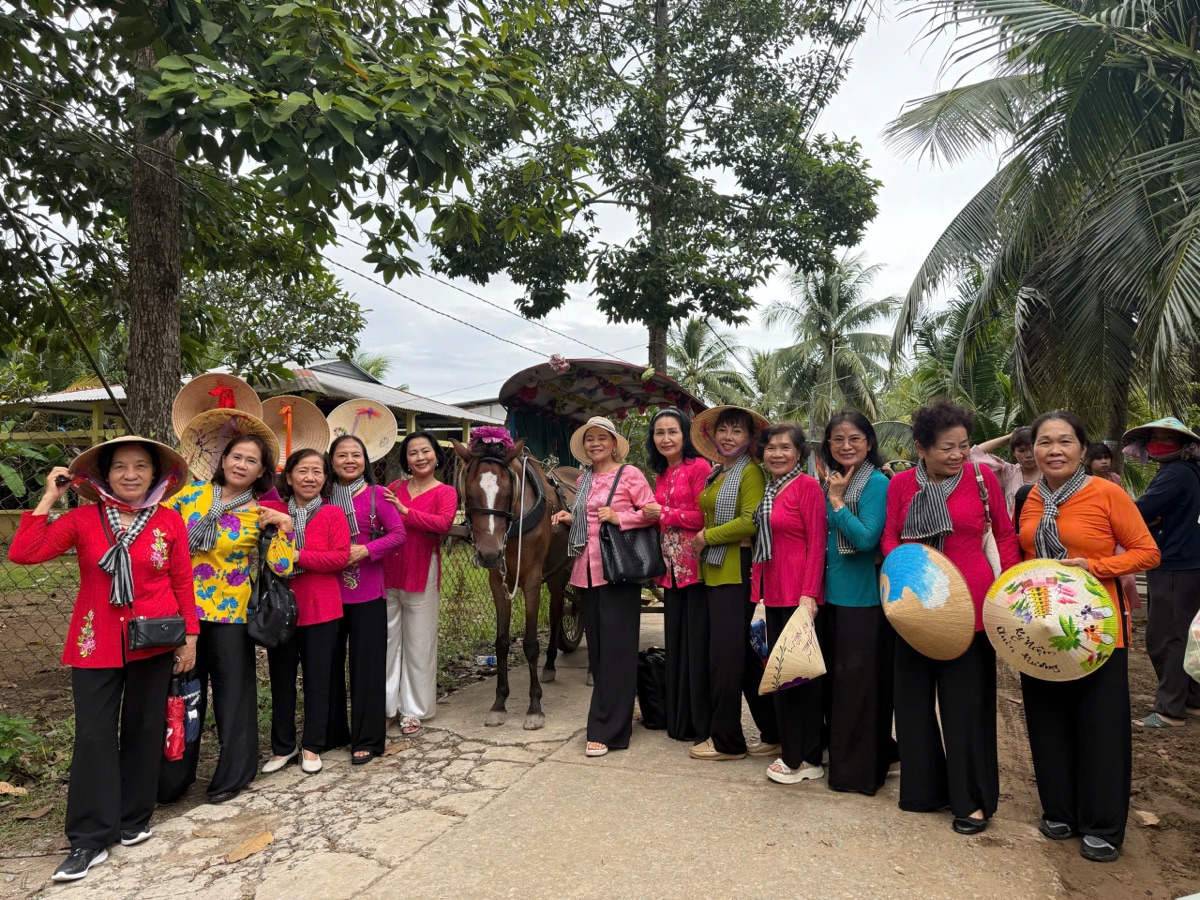 Ảnh thực tế khách check-in tại chặng đường vào Mỹ Tho — 5