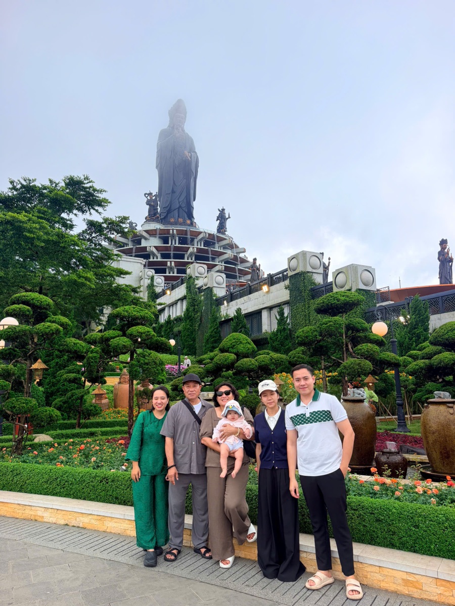 Ảnh thực tế khách check-in tại tượng Phật Bà núi Bà Đen — 1