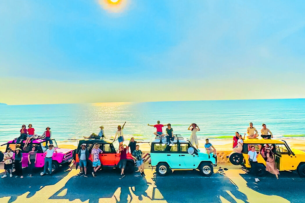 Đoàn khách Du Lịch Bình Minh tại Mũi Né, Bình Thuận - Phan Thiết.