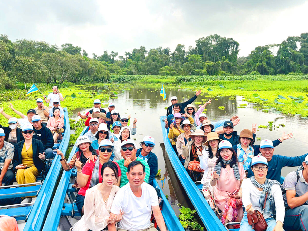 Rừng tràm Trà Sư - ảnh thật khách đi tour 8 tỉnh Miền Tây 4 ngày 3 đêm cùng Du Lịch Bình Minh