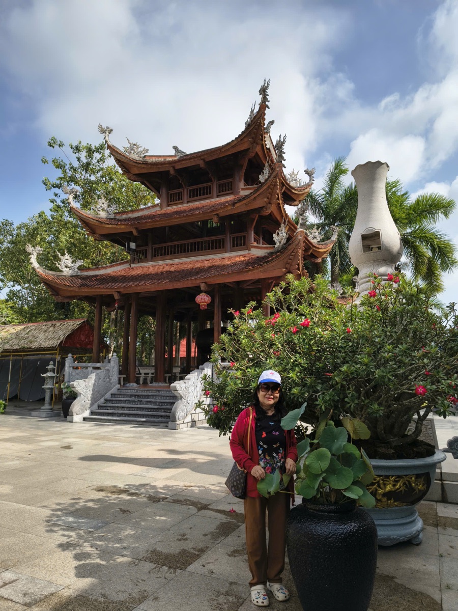 Ảnh thực tế khách du lịch Thiền Viện Trúc Lâm Phương Nam cùng Du Lịch Bình Minh — 9