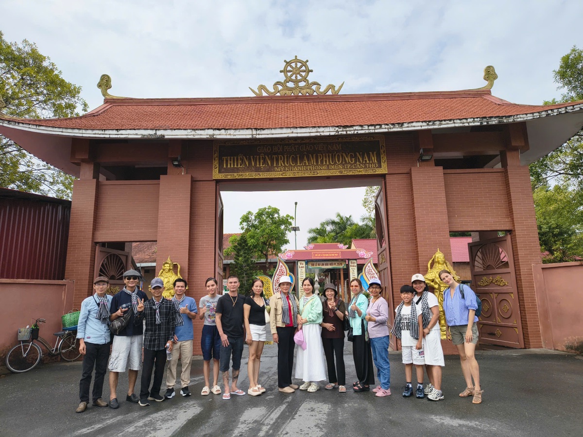 Ảnh thực tế khách check-in tại Miếu Bà Chúa Xứ núi Sam — 6