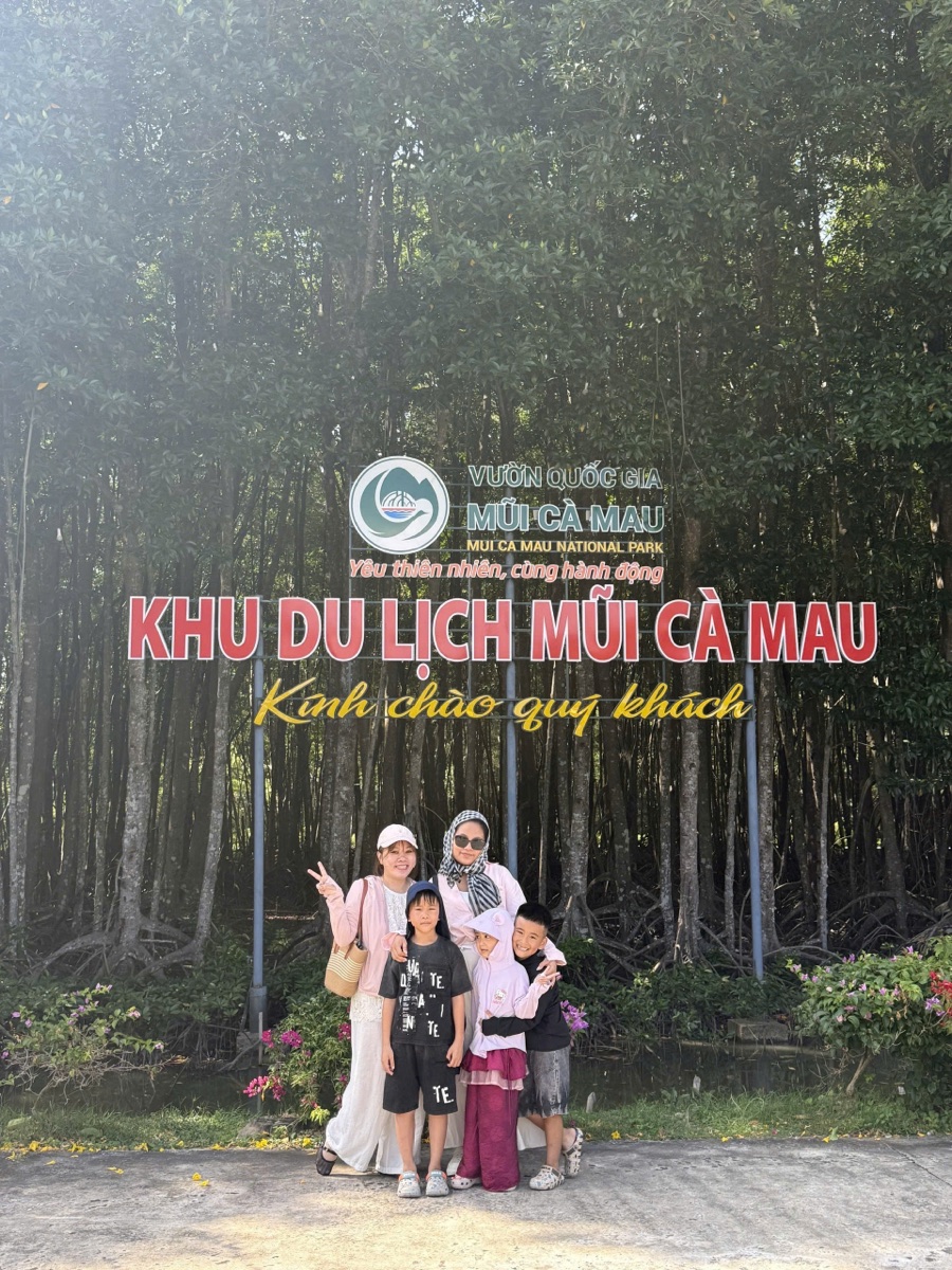 Ảnh thực tế khách check-in tại vườn quốc gia Mũi Cà Mau