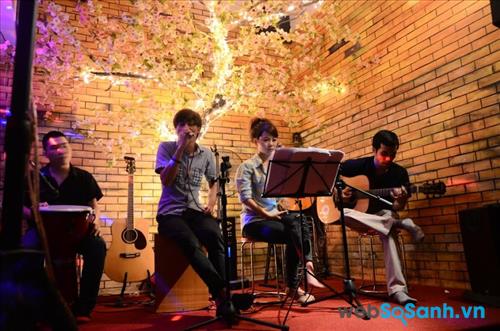 Kinh nghiệm cần lưu ý về dàn âm thanh quán cafe chơi nhạc