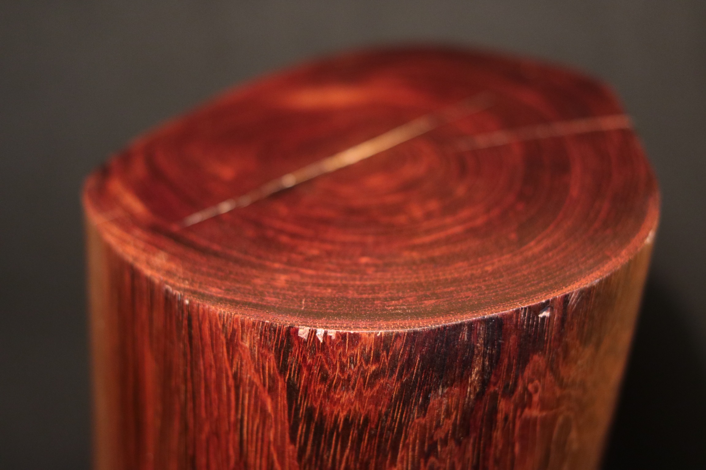 Vòng Gỗ Tử Đàn có tác dụng gì đối với gia chủ?