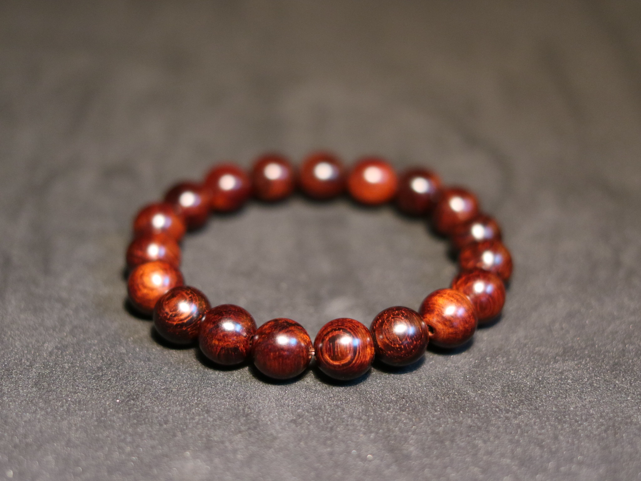 Bán Gỗ Tử Đàn Ấn Độ - Vòng tay Gỗ Tử Đàn lá nhỏ