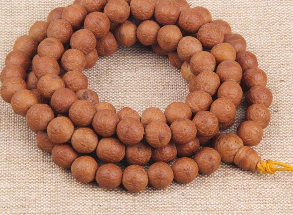 Chuỗi hạt bồ đề phật nhãn và chuỗi hạt bồ đề tinh nguyệt