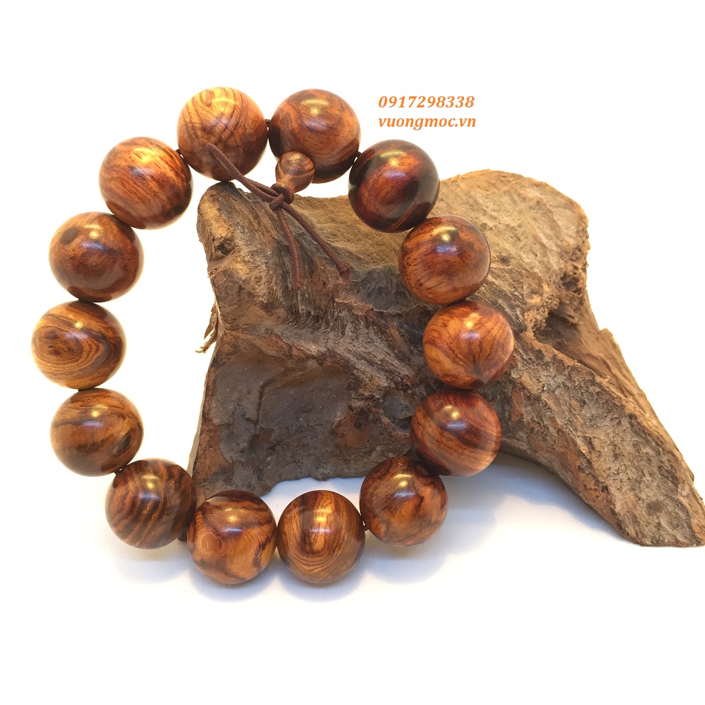 Vòng gỗ sưa - và những điều bạn chưa biết