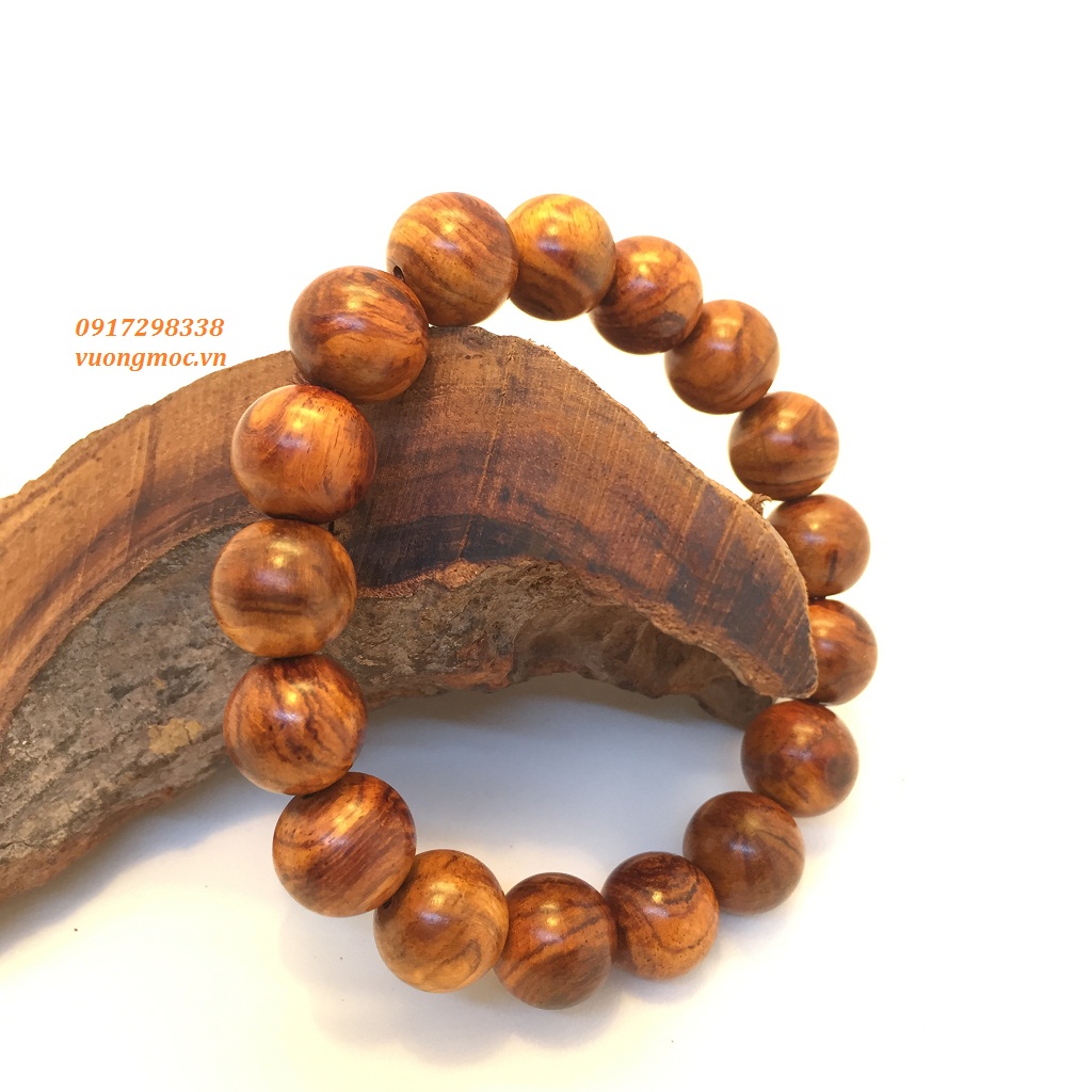Vòng tay gỗ sưa đỏ có tác dụng gì?