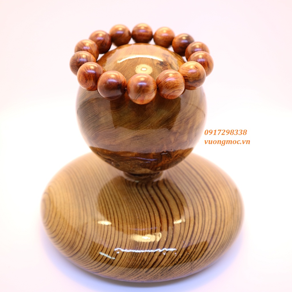 vòng phong thủy gỗ sưa đỏ