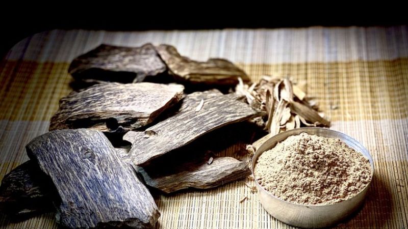 Xay trầm thành bột mịn