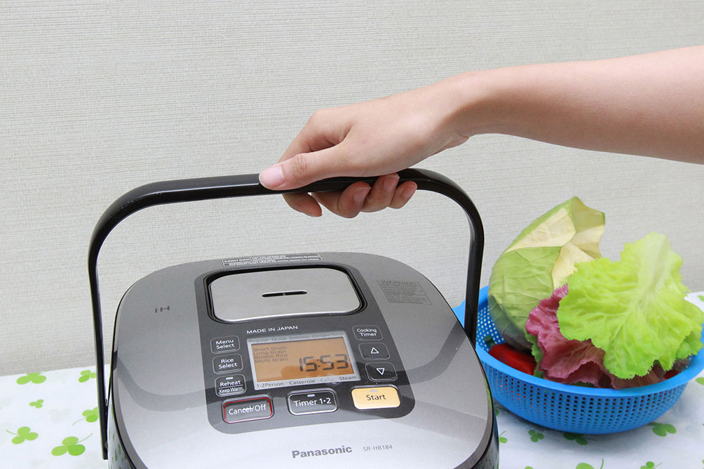 Nồi cơm cao tần Panasonic 1.8 lít SR-HB184KRA