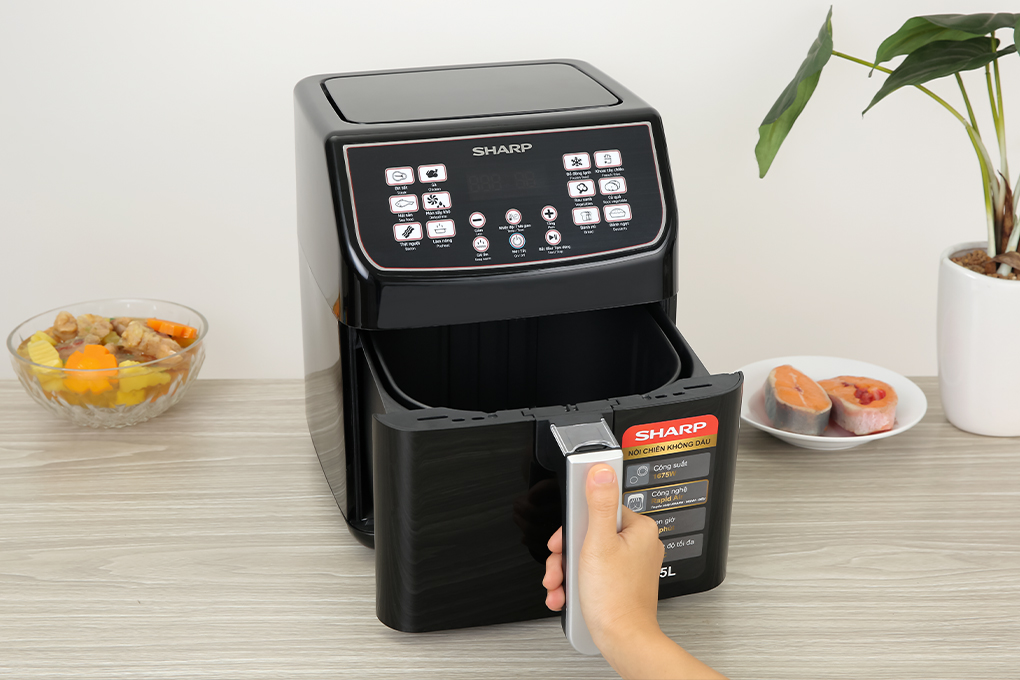 Nồi chiên không dầu Sharp KF-AF55EV-BK 4.5 lít