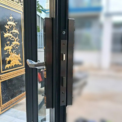 Khóa thông minh chống nước Demax EL-C102 SB APP