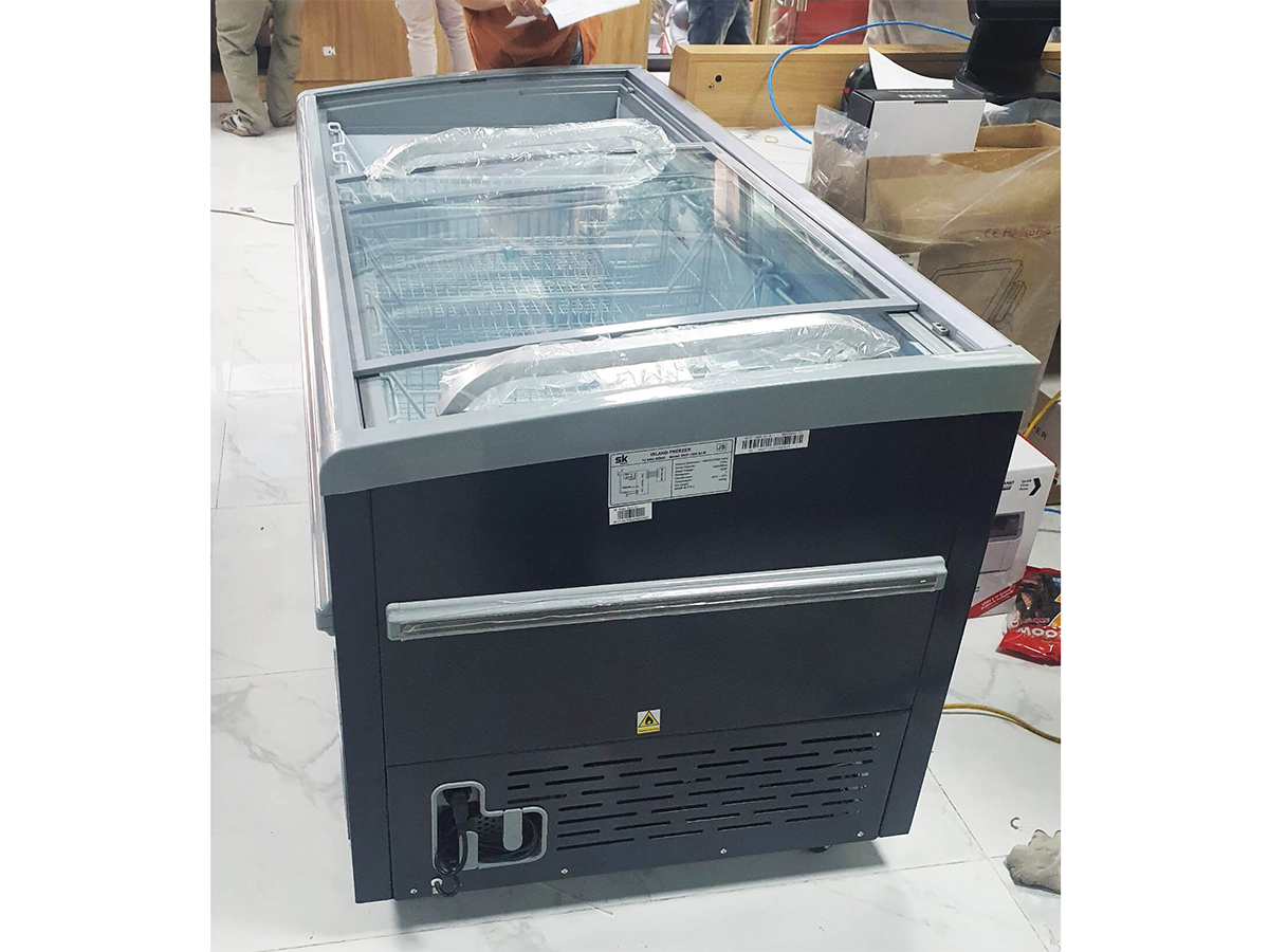 Tủ đông kính lùa Sumikura SKIF-2000-XJ.B - 850 lít