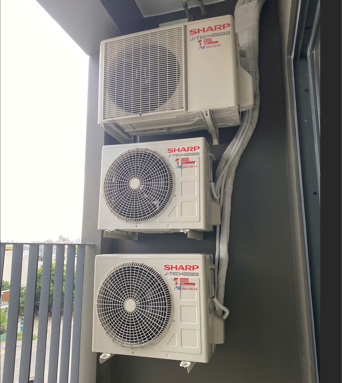 Máy lạnh Sharp Inverter 1.5 HP AH-X13DEW