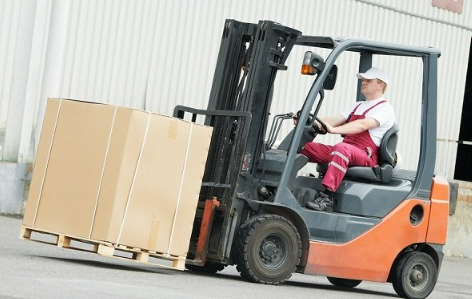 Chọn Xe Nâng Theo Tải Trọng: Những Sai Lầm Khiến Doanh Nghiệp Tốn Chi Phí