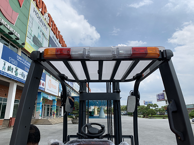 Khung bảo và đèn chiếu hậu