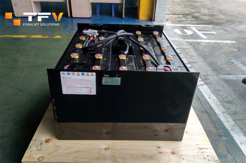 Ắc quy axit chì
