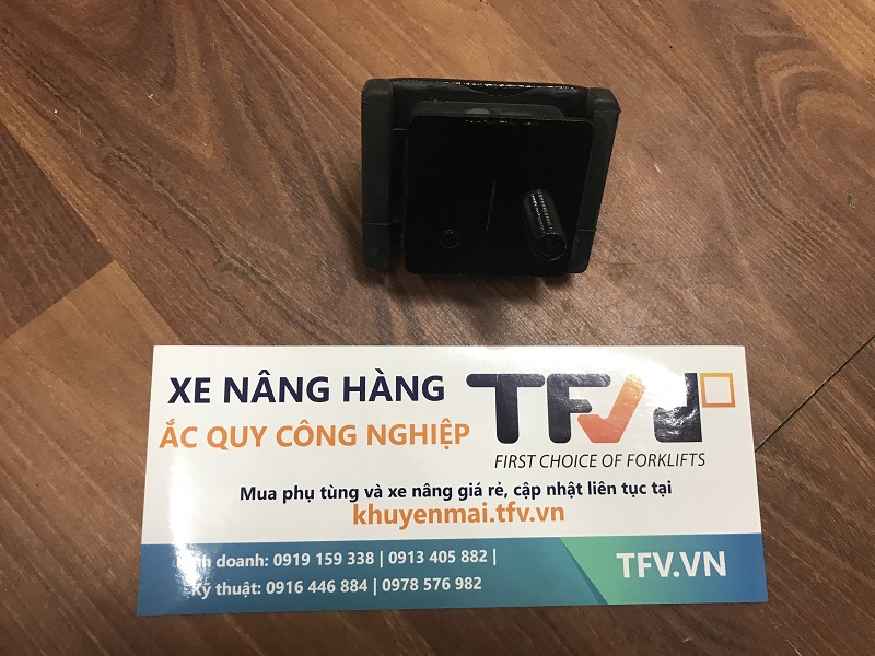 Cao su chân hộp số xe nâng Toyota 7FD20~30(1DZ,2Z)