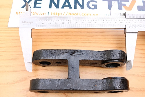 Thanh giằng lái xe nâng Komatsu mã 3EB-24-32340SA hiệu Folangsi. Mã P.00828