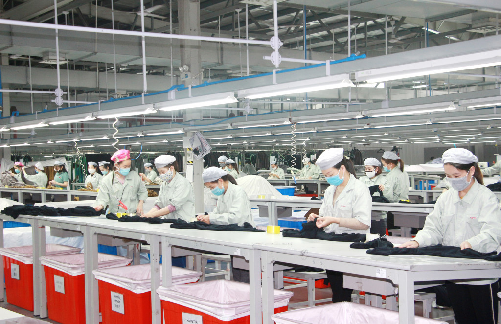 Sản xuất hàng tiêu dùng