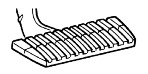 Bàn đạp phanh rộng