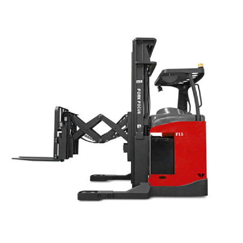 Xe nâng sử dụng để nâng hạ và lấy hàng hóa ở kệ đôi