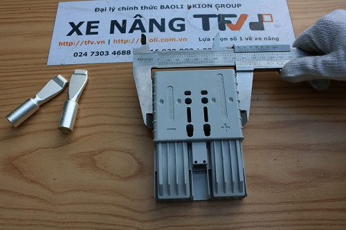 Giắc kết nối bình ắc quy xe nâng 350A600V. Hàng mới 100%