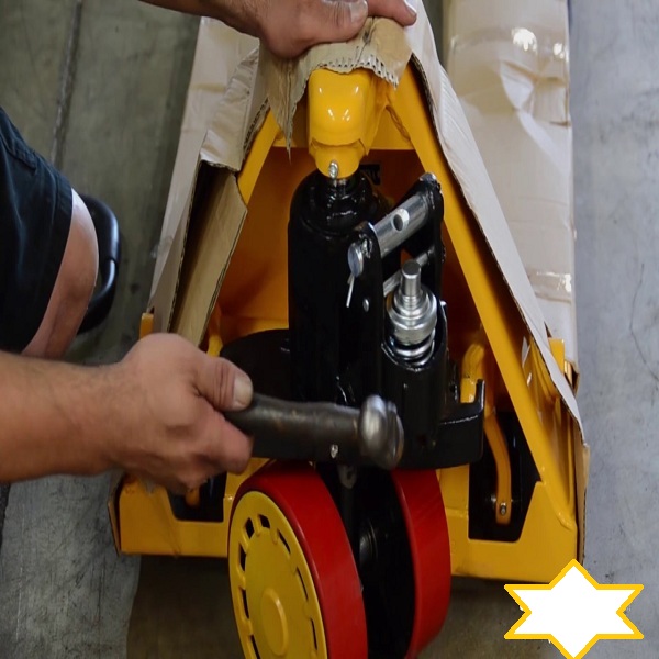 Quy trình bảo dưỡng xe nâng tay hiệu