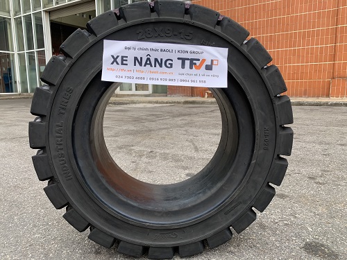 Giá lốp đặc xe nâng tại TFV