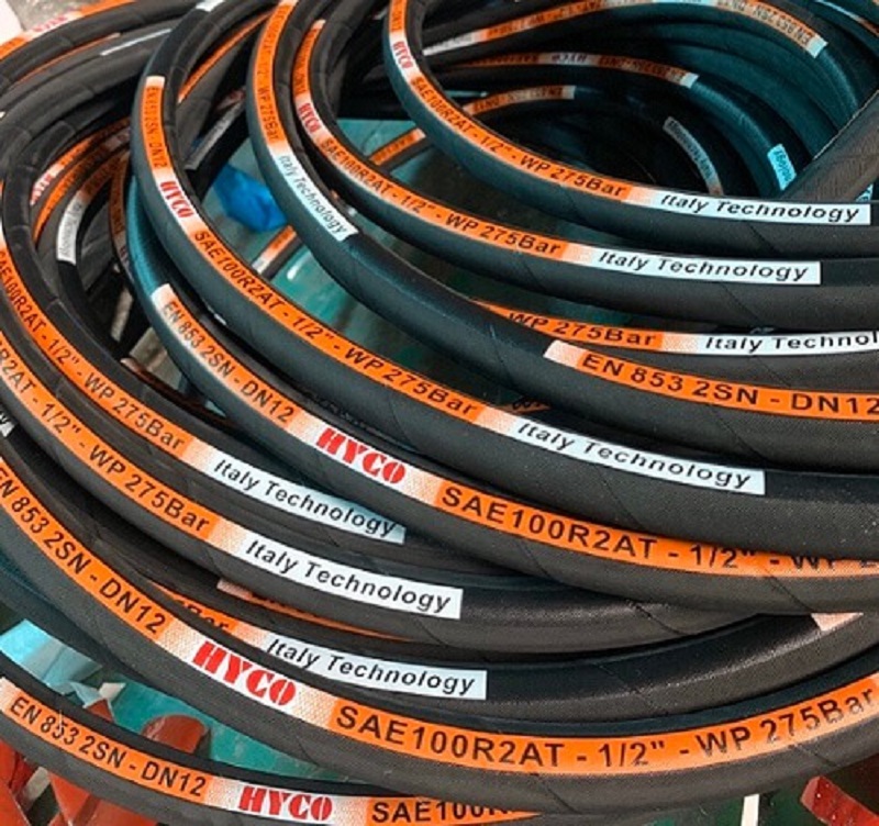 Ống dẫn dầu thủy lực xe nâng hàng